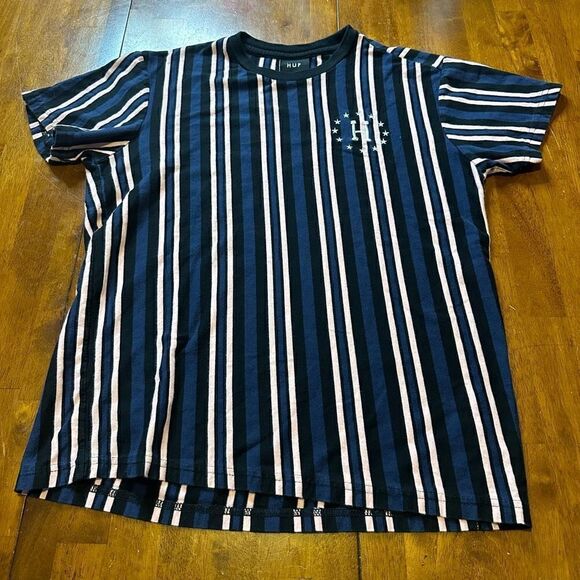 HUF Gramercy Striped Tilly Exclusive Blue pink Mens Skateboard Shirt Size Small - Picture 1 of 6